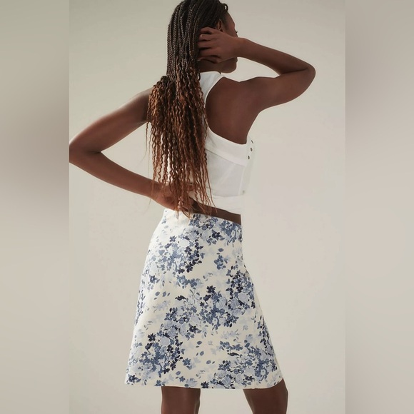 NWT! Anthropologie Tilda Knee-Length Slip Skirt: Linen Edition - Size Medium 🍟 - Picture 3 of 10